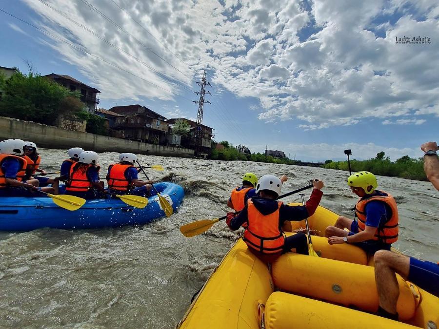 Hotel Tolia Kutaisi Ngoại thất bức ảnh